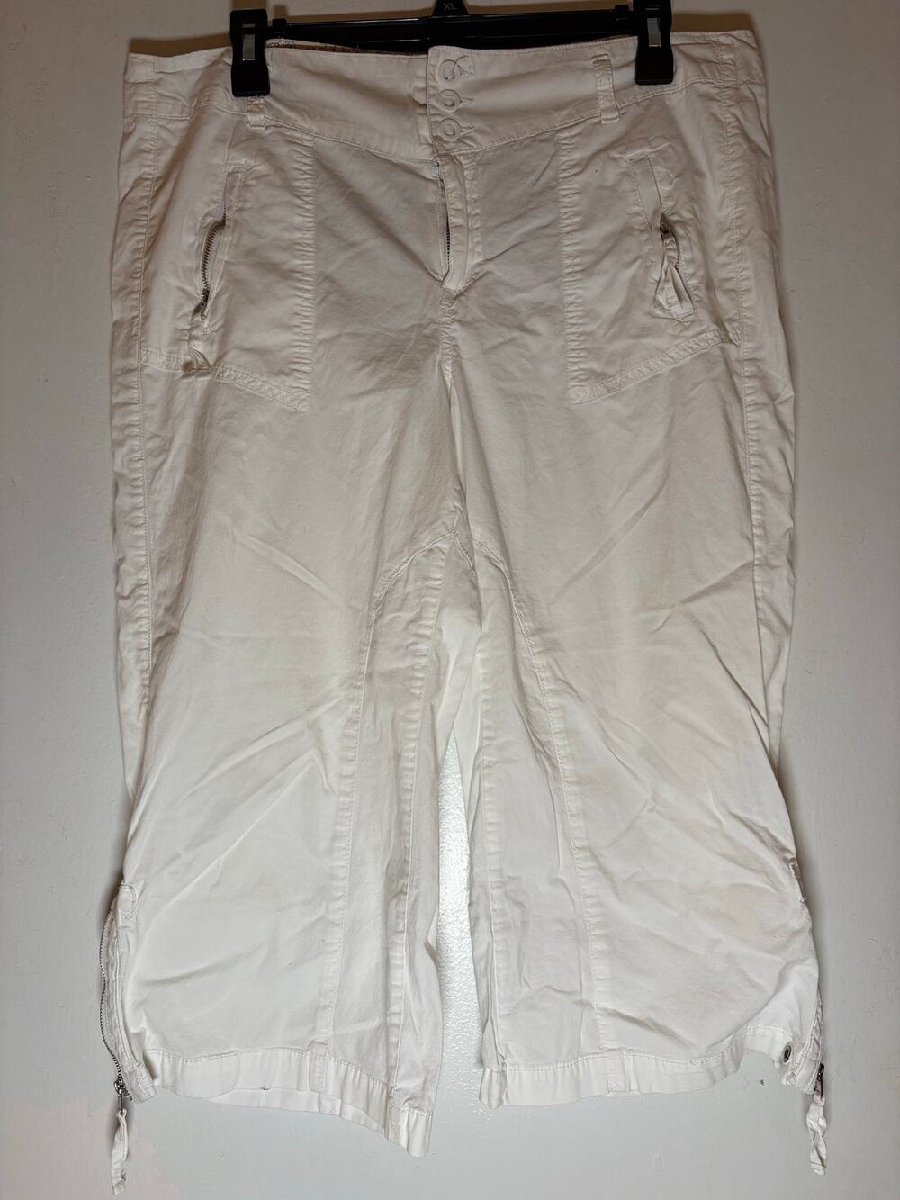 Z Cavaricci Capri pants